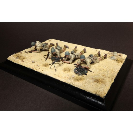 1/35 Italian Guastatori LMG Breda Mod. 30 Team (4 figures) 1/35 Italian Guastatori LMG Breda Mod. 30 Team (4 figures)
