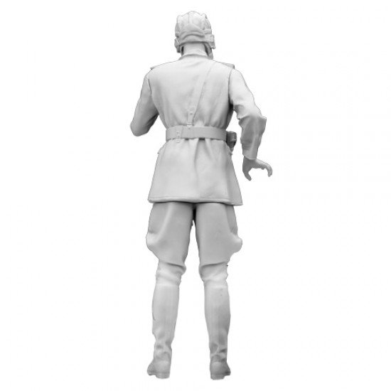 1/16 WWII Russian Tank Commander 1/16 WWII Russian Tank Commander