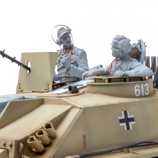 1/16 WWII German Tank Crew of Stug III Ausf G 1/16 WWII German Tank Crew of Stug III Ausf G