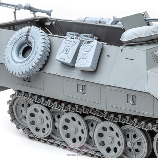 1/16 WWII Sd.kfz.251 Detail-up Set 1/16 WWII Sd.kfz.251 Detail-up Set