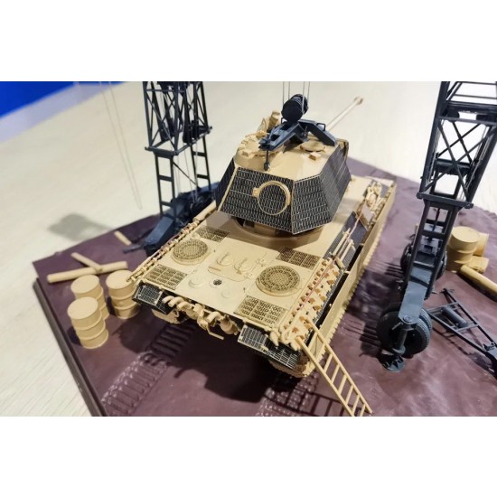 1/48 Panther A w/Zimmerit & Full Interior & 16T Strabokran w/Diorama Base 1/48 Panther A w/Zimmerit & Full Interior & 16T Strabokran w/Diorama Base