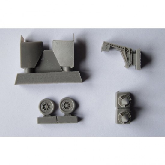 1/72 USN McDonnell F2H-2P Banshee Carrier Fighter 1/72 USN McDonnell F2H-2P Banshee Carrier Fighter