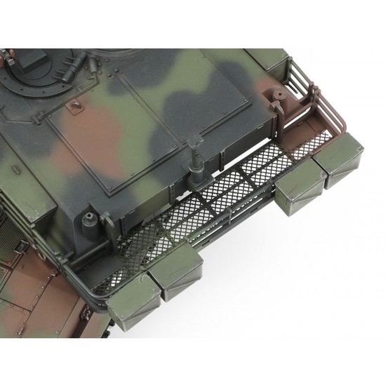 1/35 Ukraine M1A1 Abrams Tank 1/35 Ukraine M1A1 Abrams Tank