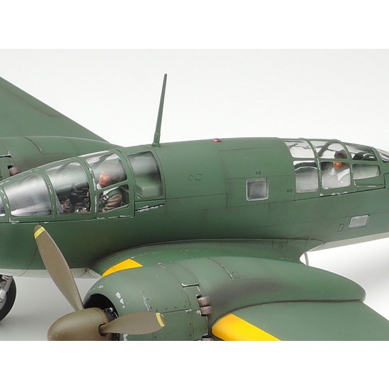 1/48 Mitsubishi Ki-46 III Type 100 and 4x4 Light Vehicle Kurogane Set 1/48 Mitsubishi Ki-46 III Type 100 and 4x4 Light Vehicle Kurogane Set