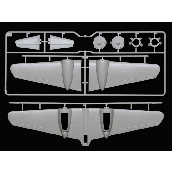 1/48 Mitsubishi Ki-46 III Type 100 and 4x4 Light Vehicle Kurogane Set 1/48 Mitsubishi Ki-46 III Type 100 and 4x4 Light Vehicle Kurogane Set
