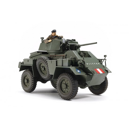 1/48 British 7ton Armoured Car Mk.IV with Commander Torso 1/48 British 7ton Armoured Car Mk.IV with Commander Torso