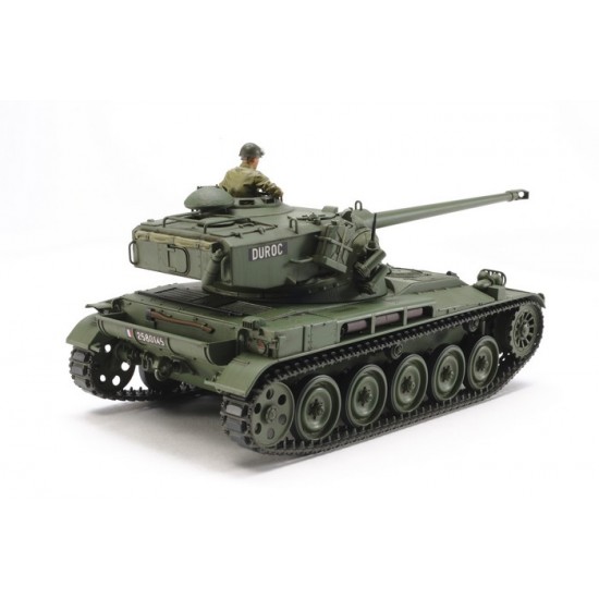 1/35 French Light Tank AMX-13 with Commander Torso 1/35 French Light Tank AMX-13 with Commander Torso