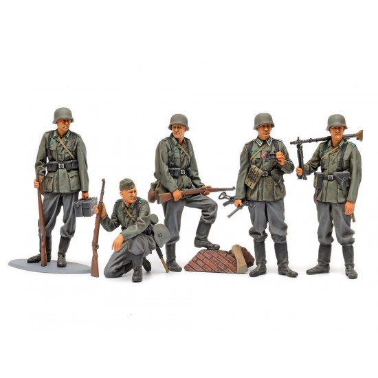 1/35 Mid - WWII German Infantry Set (5 figures) 1/35 Mid - WWII German Infantry Set (5 figures)