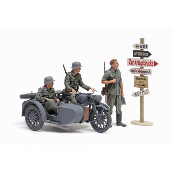 1/35 German KS600 Motorcycle with Sidecar and 3 Soldiers 1/35 German KS600 Motorcycle with Sidecar and 3 Soldiers