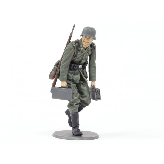 1/35 Mid-WWII German Machine Gun Team Set (5 figures) 1/35 Mid-WWII German Machine Gun Team Set (5 figures)