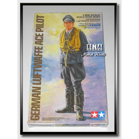 1/16 German Luftwaffe Ace Pilot 1/16 German Luftwaffe Ace Pilot