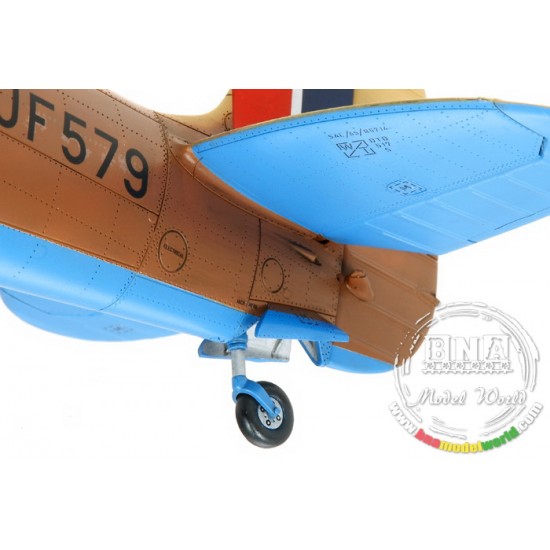 1/32 Supermarine Spitfire Mk.VIII 1/32 Supermarine Spitfire Mk.VIII