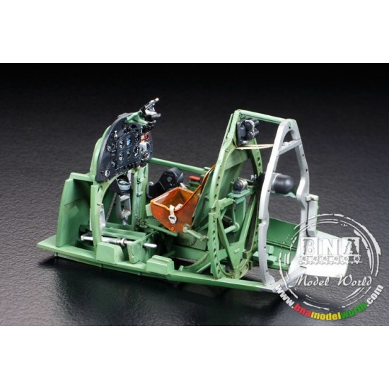1/32 Supermarine Spitfire Mk.VIII 1/32 Supermarine Spitfire Mk.VIII