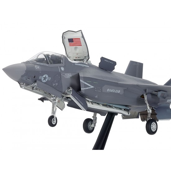 1/72 Lockheed Martin F-35 B Lightning II 1/72 Lockheed Martin F-35 B Lightning II