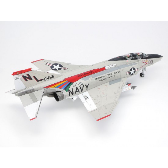 1/48 McDonnell Douglas F-4B Phantom II 1/48 McDonnell Douglas F-4B Phantom II