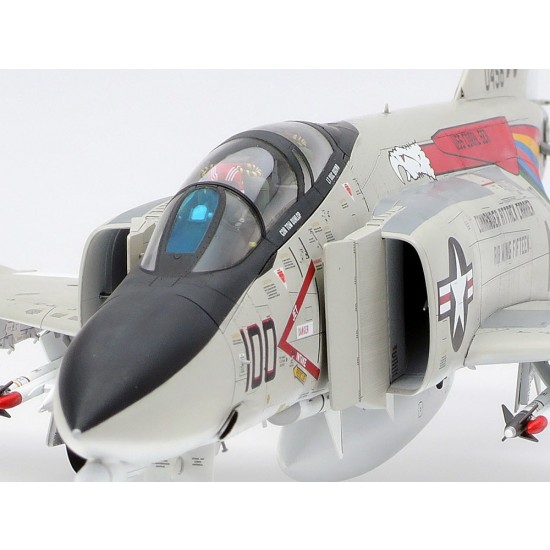 1/48 McDonnell Douglas F-4B Phantom II 1/48 McDonnell Douglas F-4B Phantom II