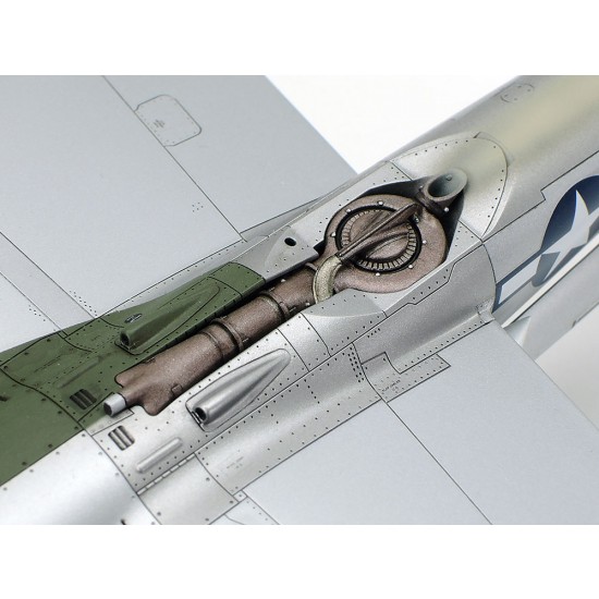 1/48 Lockheed P-38J Lightning 1/48 Lockheed P-38J Lightning