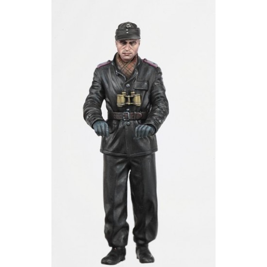 1/35 WWII Waffen SS Panzer Commander (with optional heagear) 1/35 WWII Waffen SS Panzer Commander (with optional heagear)