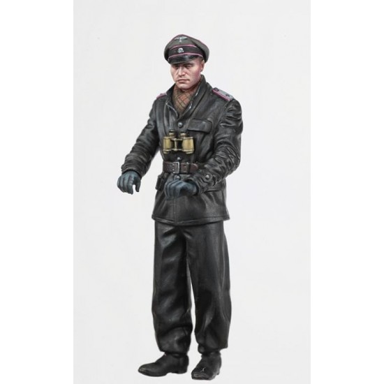 1/35 WWII Waffen SS Panzer Commander (with optional heagear) 1/35 WWII Waffen SS Panzer Commander (with optional heagear)