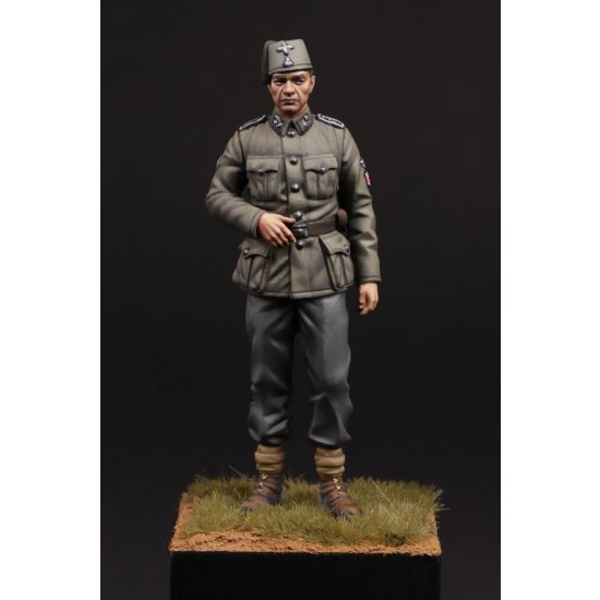 1/35 WWII Waffen SS Soldier Division Handschar #1 1/35 WWII Waffen SS Soldier Division Handschar #1