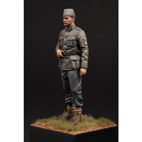 1/35 WWII Waffen SS Soldier Division Handschar #1 1/35 WWII Waffen SS Soldier Division Handschar #1