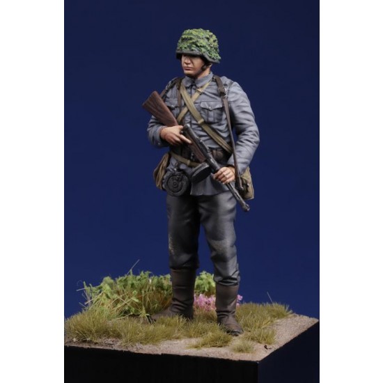 1/35 WWII Finnish Soldier (WW II) 1/35 WWII Finnish Soldier (WW II)
