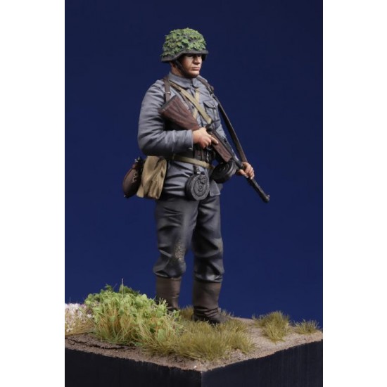 1/35 WWII Finnish Soldier (WW II) 1/35 WWII Finnish Soldier (WW II)
