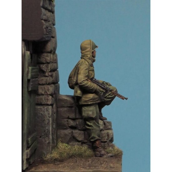 1/35 WWII US Army Mountain Troop Soldier #1 1/35 WWII US Army Mountain Troop Soldier #1