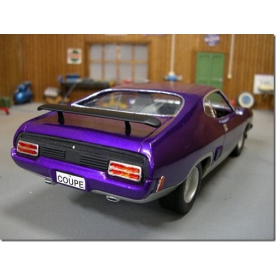 1/25 XB 2 Door Complete Kerbside kit 1/25 XB 2 Door Complete Kerbside kit