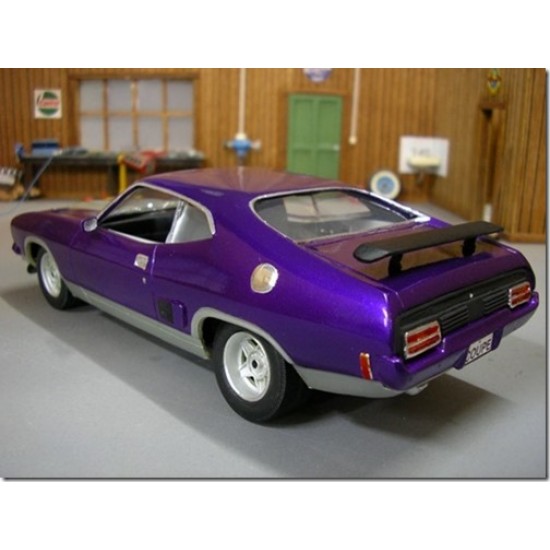 1/25 XB 2 Door Complete Kerbside kit 1/25 XB 2 Door Complete Kerbside kit