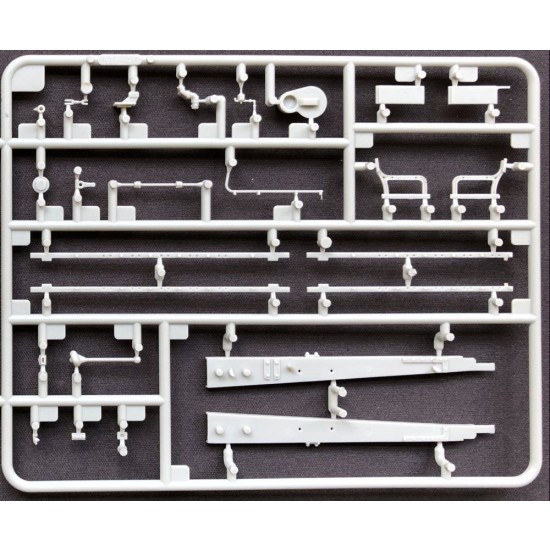 1/35 US Crawler Sixty Tractor 1/35 US Crawler Sixty Tractor