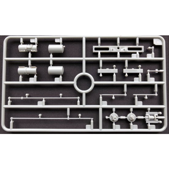 1/35 WWII German Gedeckter Guterwagen Gr 15t 1/35 WWII German Gedeckter Guterwagen Gr 15t