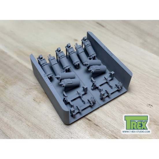 1/35 Fire Extinguisher Early Version 1/35 Fire Extinguisher Early Version