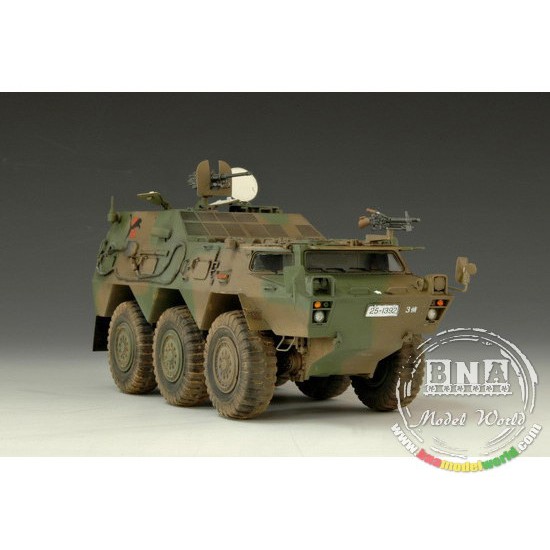 1/35 JGSDF Command post Car Type 82 1/35 JGSDF Command post Car Type 82