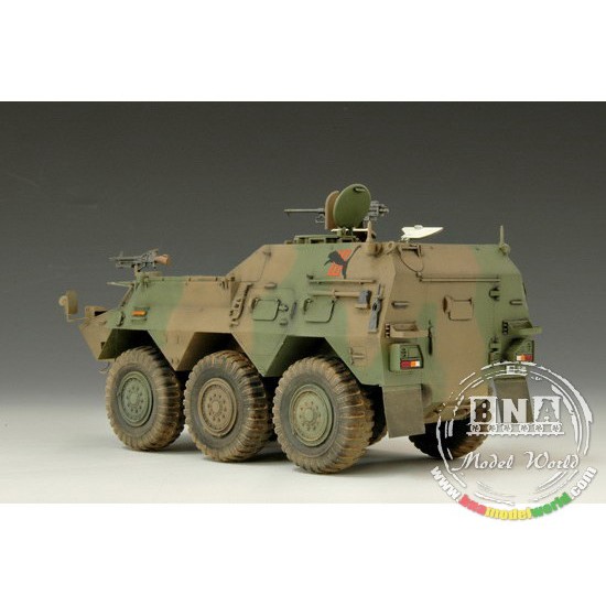 1/35 JGSDF Command post Car Type 82 1/35 JGSDF Command post Car Type 82