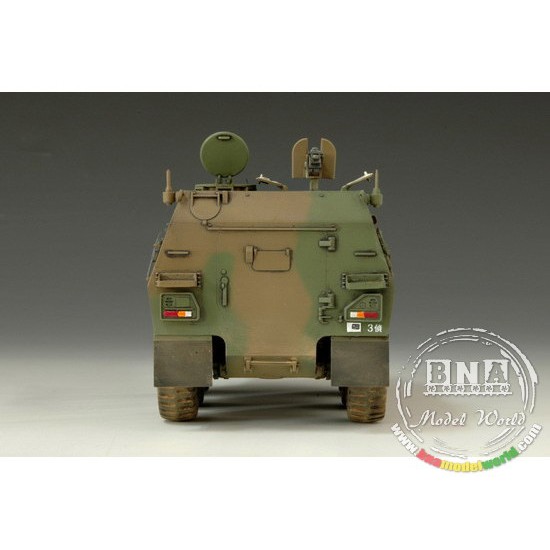 1/35 JGSDF Command post Car Type 82 1/35 JGSDF Command post Car Type 82