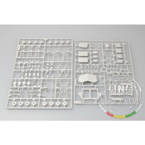 1/35 USMC LAV-R Light Armored Vehicle Recovery 1/35 USMC LAV-R Light Armored Vehicle Recovery
