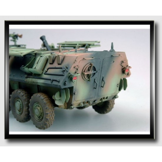 1/35 LAV-M (Mortar Carrier Vehicle) 1/35 LAV-M (Mortar Carrier Vehicle)