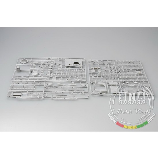 1/35 M1127 Stryker Reconnaissance Vehicle (RV) 1/35 M1127 Stryker Reconnaissance Vehicle (RV)