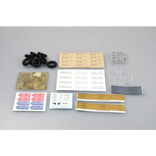 1/35 M1130 Stryker Commanders Vehicle (CV) 1/35 M1130 Stryker Commanders Vehicle (CV)
