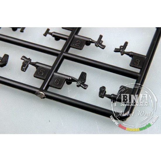 1/35 Weapon Series: M9 World Pistol Selections 1/35 Weapon Series: M9 World Pistol Selections