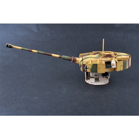1/16 German Pz.Beob.Wg.IV Ausf.J Medium Tank 1/16 German Pz.Beob.Wg.IV Ausf.J Medium Tank