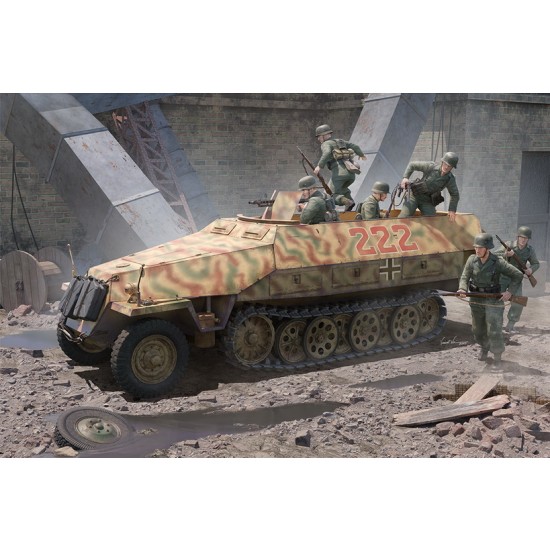 1/16 SdKfz 251D Armoured Personnel Carrier 1/16 SdKfz 251D Armoured Personnel Carrier