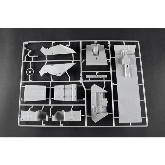 1/16 Sd.Kfz 251/22D Half-track APC 1/16 Sd.Kfz 251/22D Half-track APC