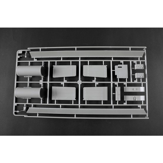 1/16 Pz.Kpfw.VI Ausf.E Sd.Kfz. 181 Tiger I Late Production 1/16 Pz.Kpfw.VI Ausf.E Sd.Kfz. 181 Tiger I Late Production