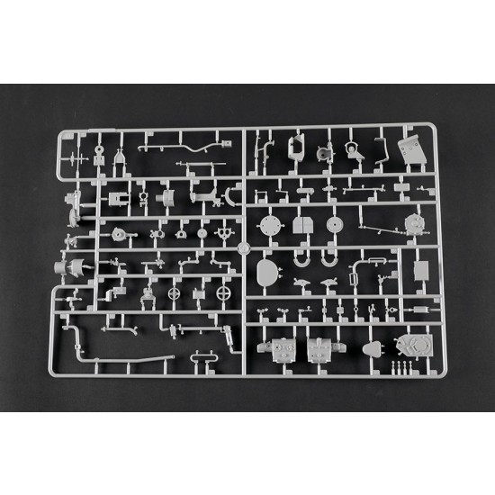 1/16 Pz.Kpfw.VI Ausf.E Sd.Kfz. 181 Tiger I Late Production 1/16 Pz.Kpfw.VI Ausf.E Sd.Kfz. 181 Tiger I Late Production