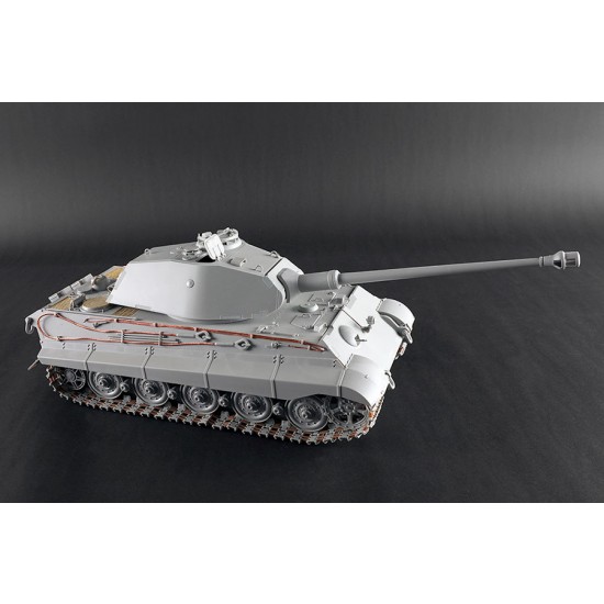 1/16 Pz.Kpfw.VI Sd.Kfz.182 Tiger II (Porsche Early vehicle Fgst.Nr.280009) 1/16 Pz.Kpfw.VI Sd.Kfz.182 Tiger II (Porsche Early vehicle Fgst.Nr.280009)