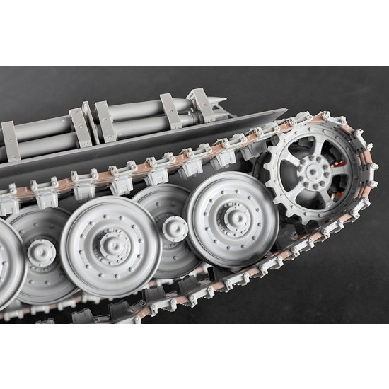1/16 Pz.Kpfw.VI Sd.Kfz.182 Tiger II (Porsche Early vehicle Fgst.Nr.280009) 1/16 Pz.Kpfw.VI Sd.Kfz.182 Tiger II (Porsche Early vehicle Fgst.Nr.280009)