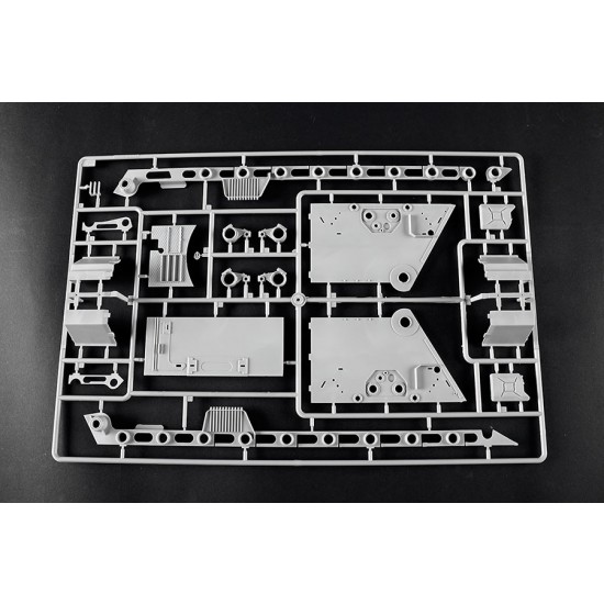 1/16 Pz.Kpfw.VI Sd.Kfz.182 Tiger II (Porsche Early vehicle Fgst.Nr.280009) 1/16 Pz.Kpfw.VI Sd.Kfz.182 Tiger II (Porsche Early vehicle Fgst.Nr.280009)