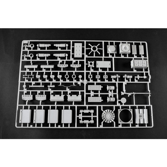 1/16 Pz.Kpfw.VI Sd.Kfz.182 Tiger II (Porsche Early vehicle Fgst.Nr.280009) 1/16 Pz.Kpfw.VI Sd.Kfz.182 Tiger II (Porsche Early vehicle Fgst.Nr.280009)